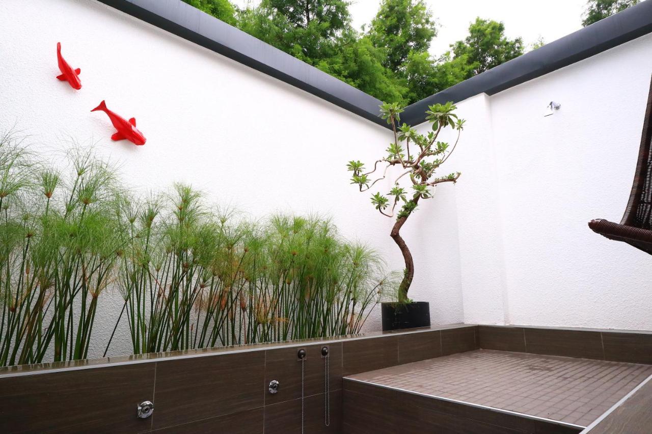 Shu Xin Motel Nantou Bagian luar foto