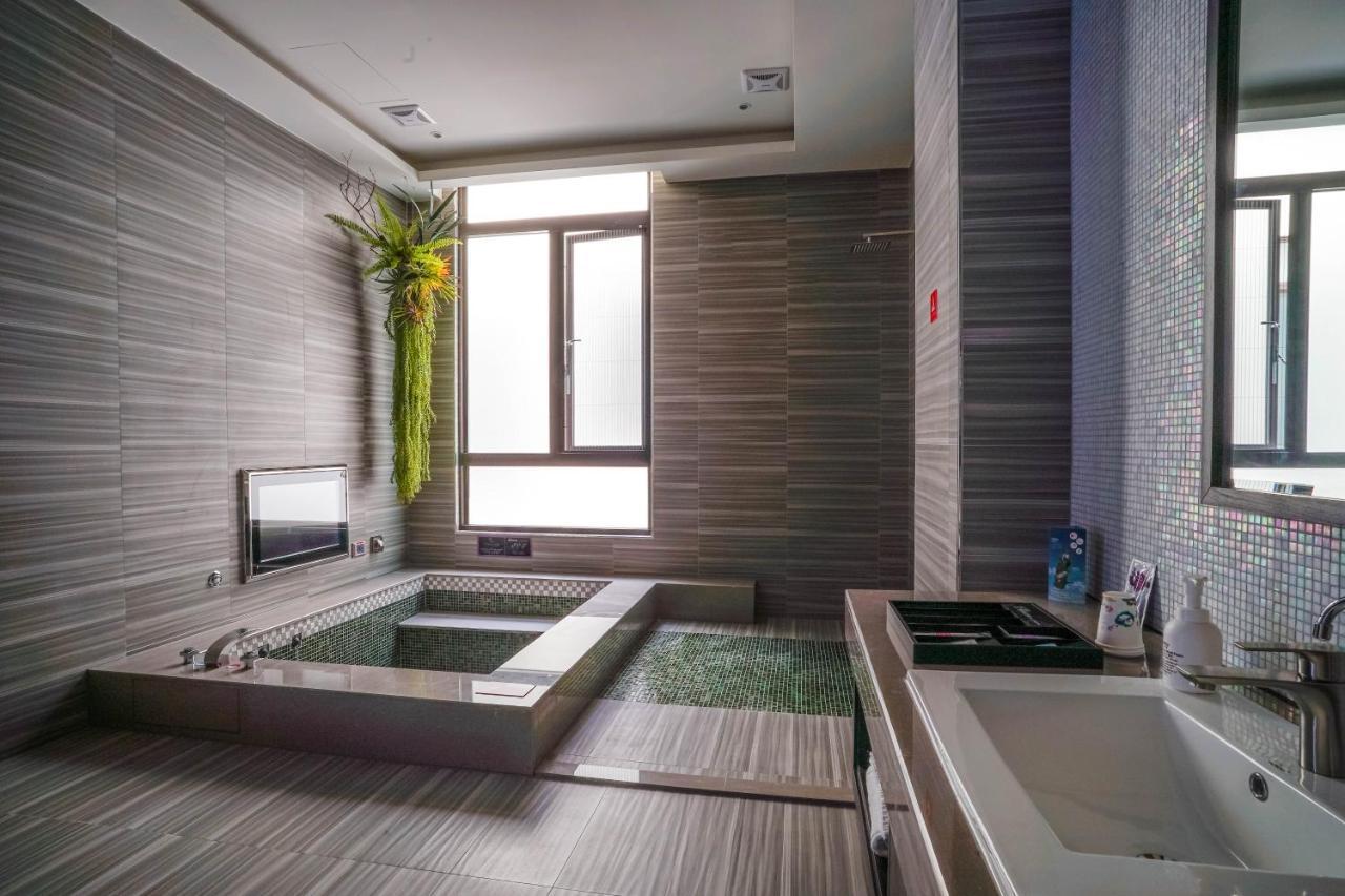 Shu Xin Motel Nantou Bagian luar foto